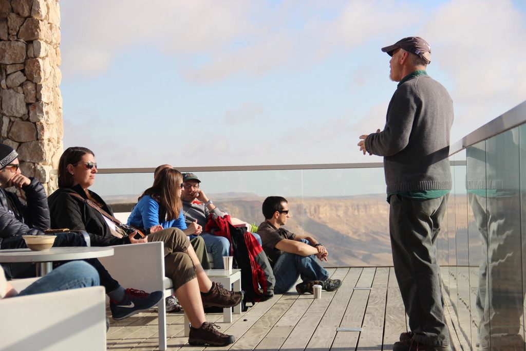 A lecture about the ecology of Israel’s Machtesh Ramon with BGU professor and leading Israeli environmentalist Prof. Alon Tal