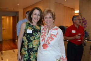 Robin Stein and outgoing Regional Chair Arline Guefen