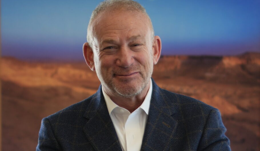 Image of A4BGU CEO Doug Seserman on Talkline with Zev Brenner